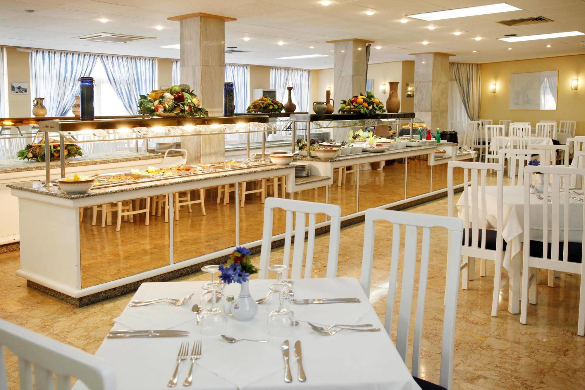 Linda Otel Can Pastilla  Restoran fotoğraf
